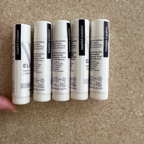 NWT 8 Lip balms - Picture 3 of 7